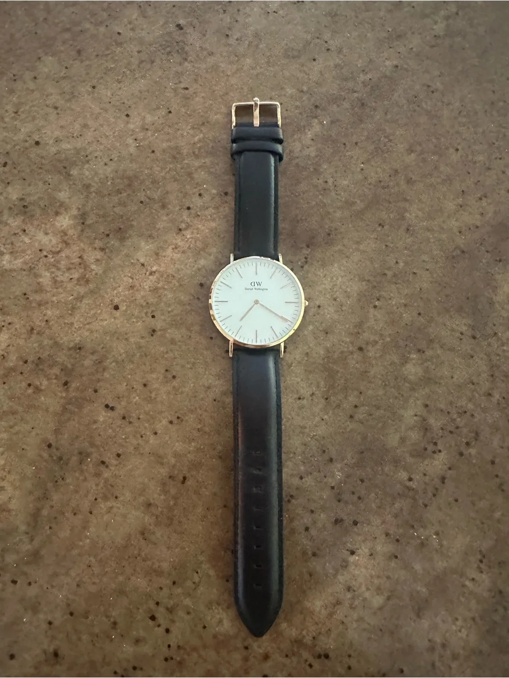 Daniel Wellington Black Leather Strap Watch with White Dial and Gold Case 36 mm.
